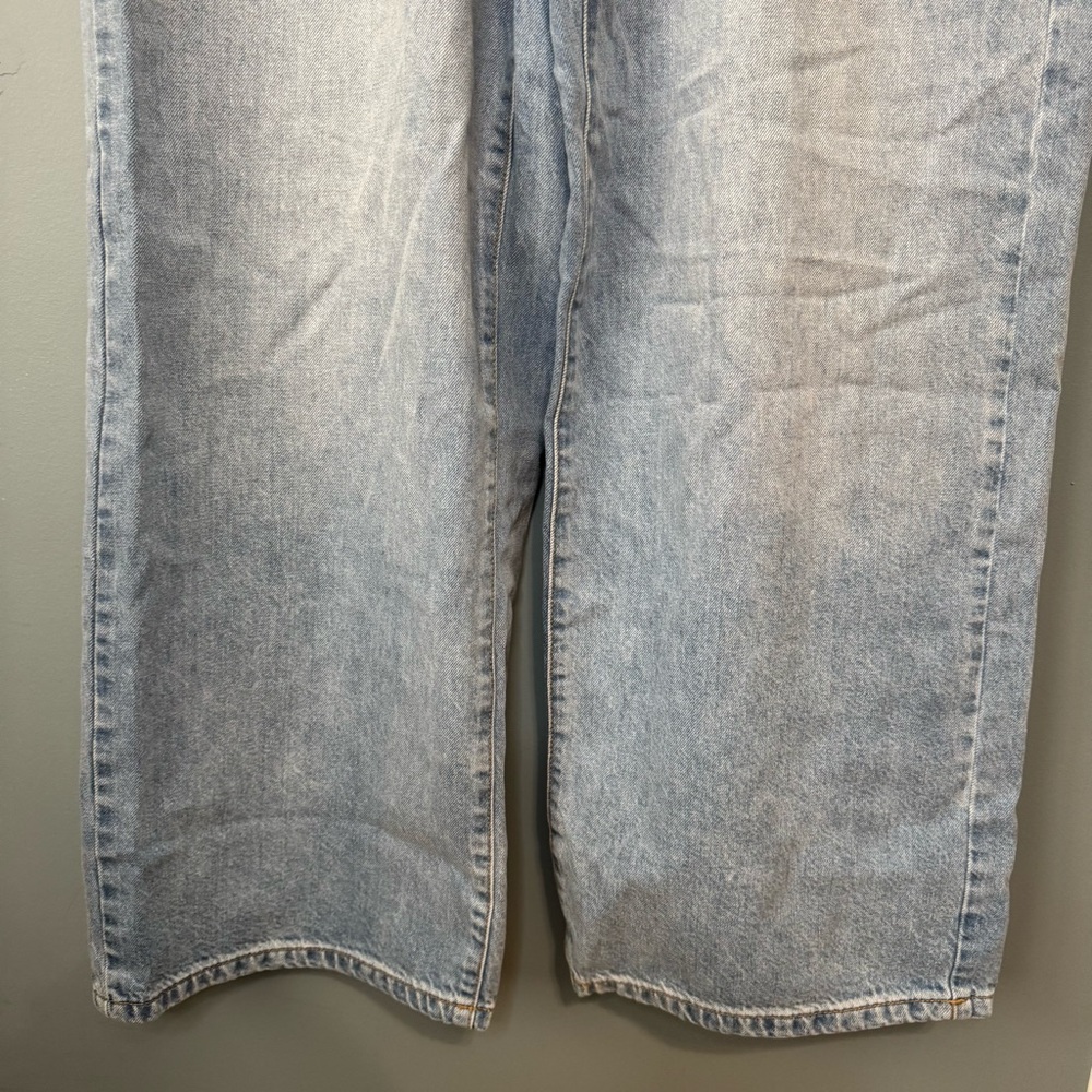 Wild Fable Low Rise Baggy Jeans Rigid Denim Light Wash. NWT. Women’s 10 (32x31) - Picture 8 of 16